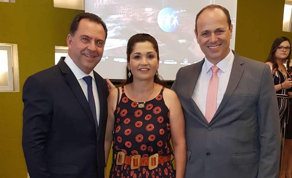 Na foto, E/D, Alexandre Camillo, presidente do Sincor-SP; Rosa Antunes, presidente da Acoplan; e Silvio Toni, presidente do Sindiplanos.
