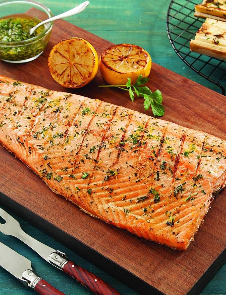 Mês dos pescados no Brasil pede salmão!