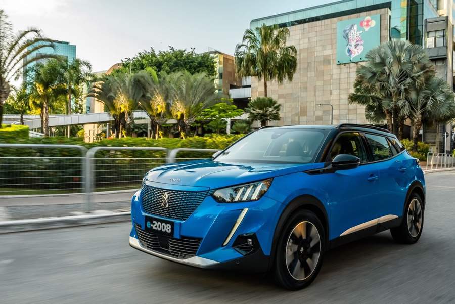 Peugeot chega ao servi&ccedil;o de assinaturas da Flua!, empresa de mobilidade do grupo Stellantis