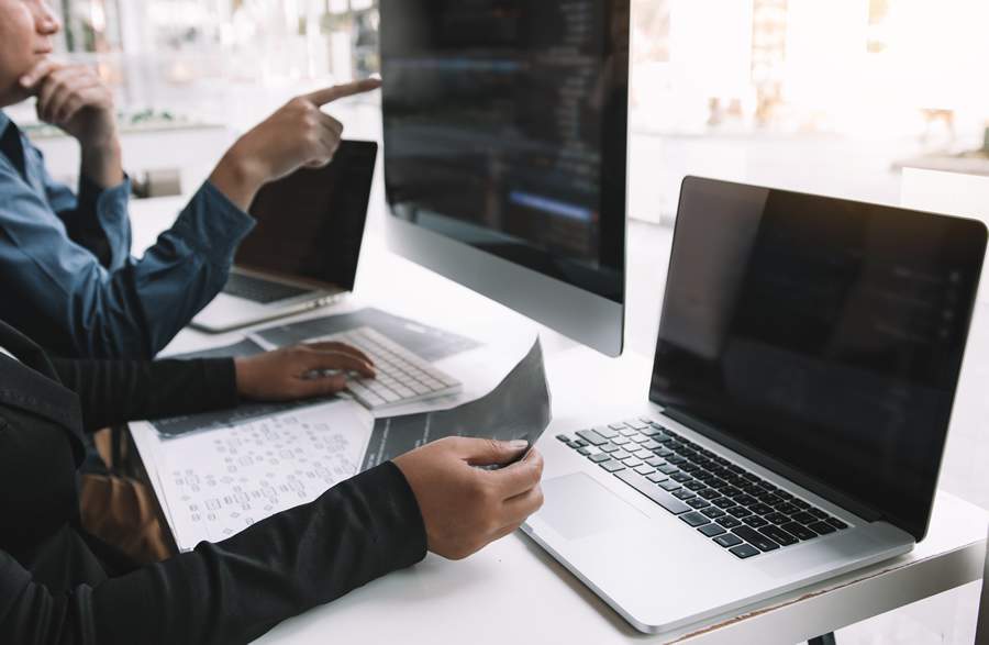 N&uacute;mero de vagas oferecidas na &aacute;rea de TI teve um aumento de 310% em 2020 - Cr&eacute;ditos: Envato Imagens