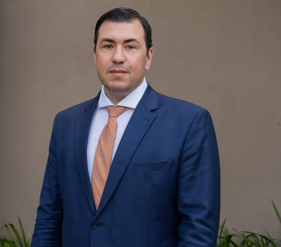 Como a inadimplência e os juros altos impactam a precificação dos seguros