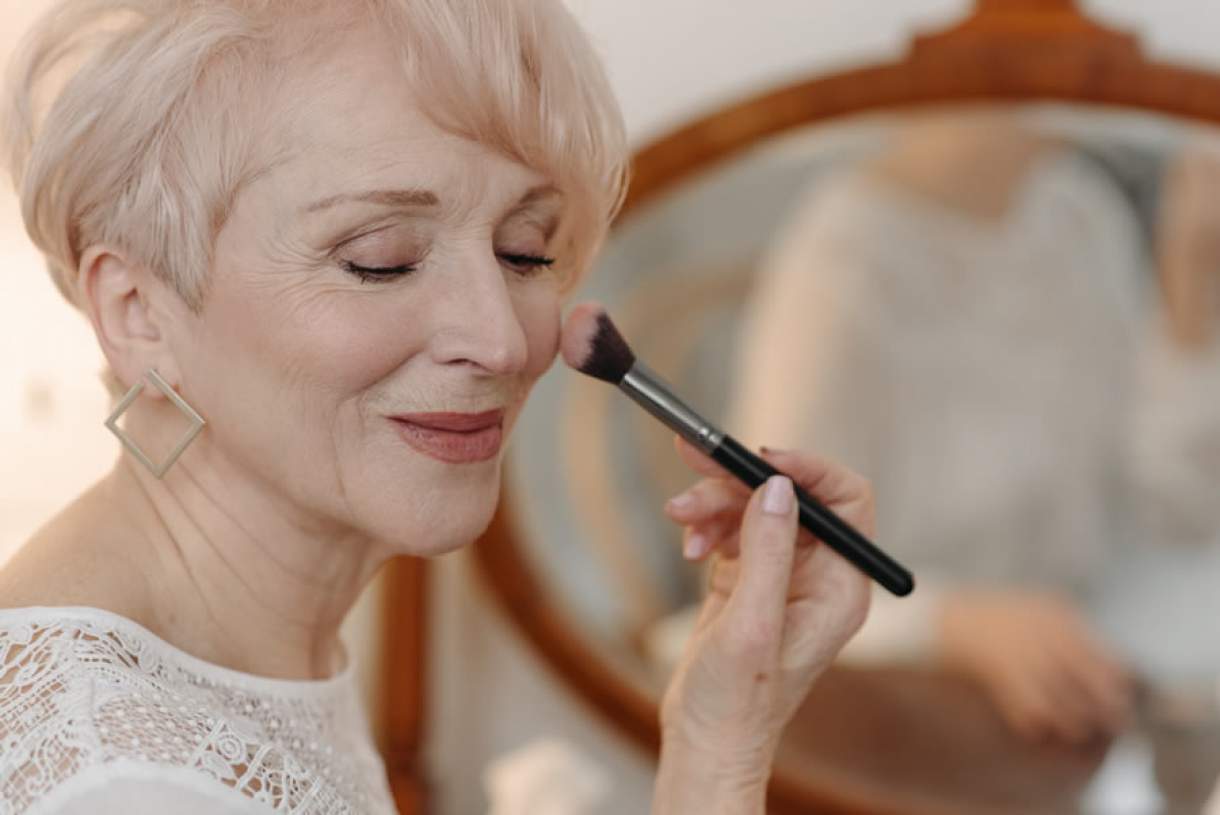 40 frases de maquiagem para realçar a sua beleza natural - Belas Mensagens