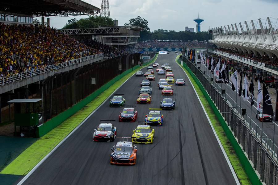 Stock Car ter&aacute; coleta de &oacute;leo lubrificante usado em todas as etapas - Divulga&ccedil;&atilde;o - Stock Car