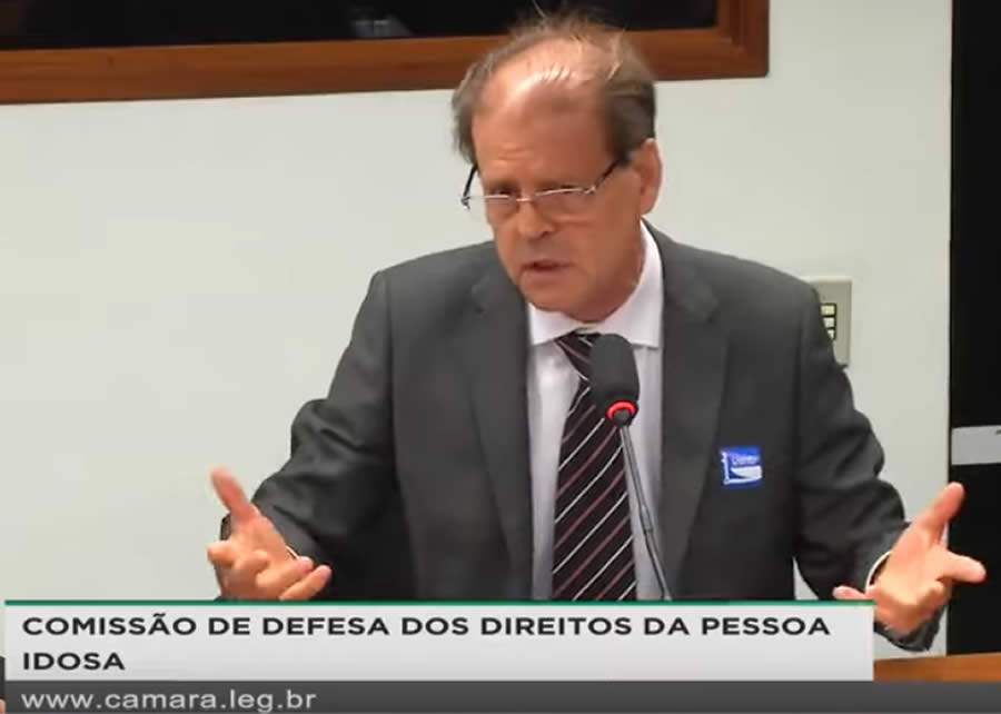Fenasa&uacute;de participa de audi&ecirc;ncia p&uacute;blica sobre planos de sa&uacute;de e o envelhecimento da popula&ccedil;&atilde;o