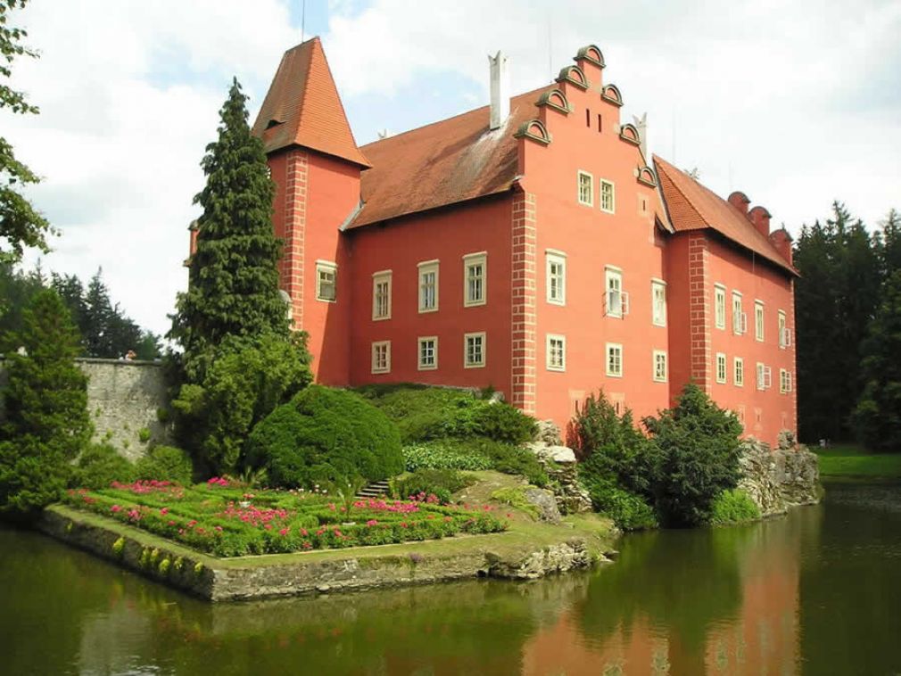 Boa vizinhança: saiba as vantagens de ter um seguro residencial que cobre danos ao lar vizinho