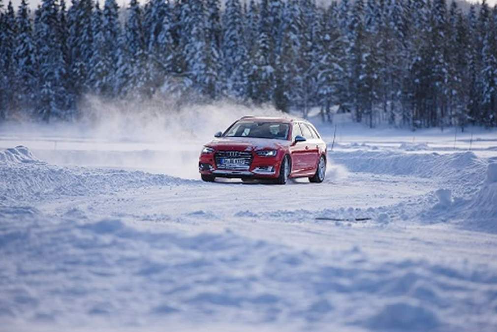Audi promove experiência de condução no gelo no norte da Suécia