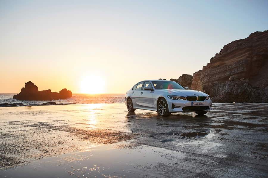 BMW Série 3 é eleito o Carro Premium de 2020