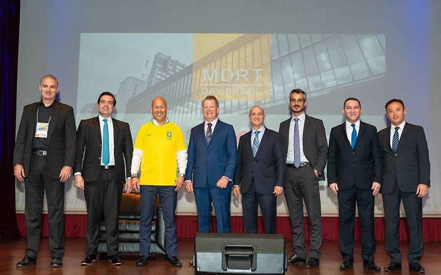 CVG-SP re&uacute;ne l&iacute;deres de venda em seguro de vida no MDRT Day Brazil