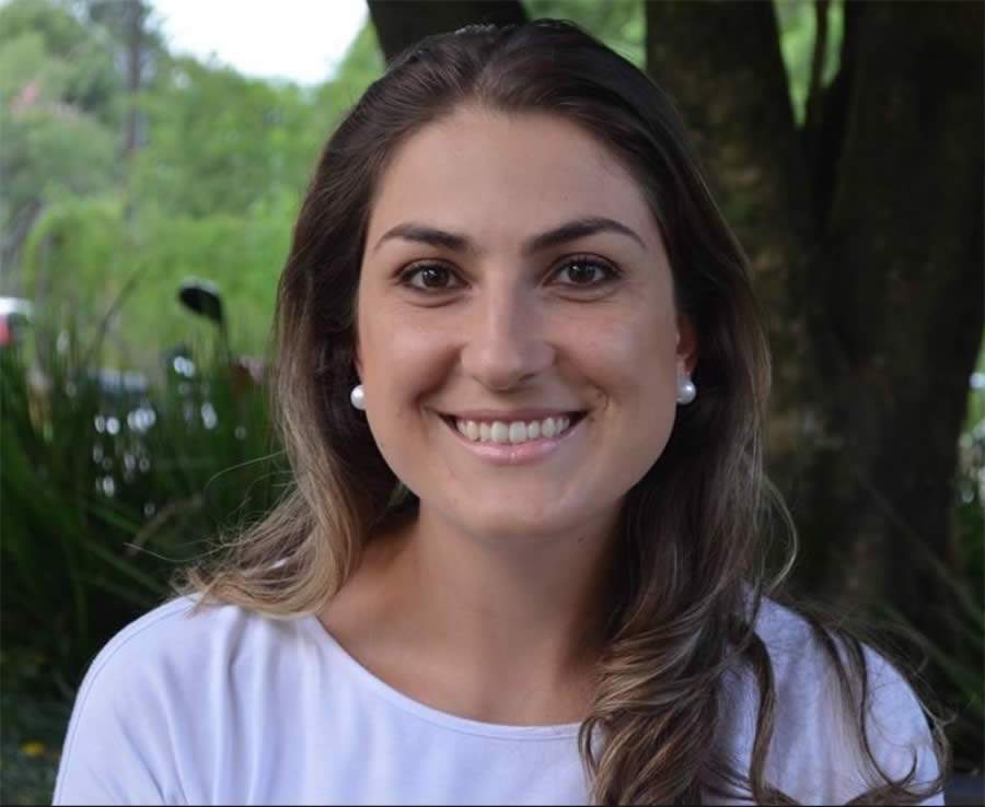 Flavia Roberta Fernandes