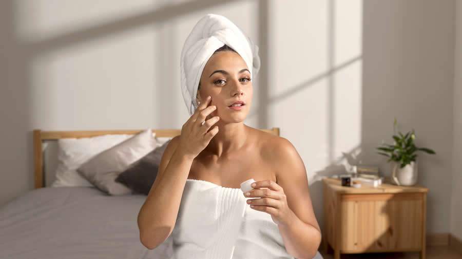 Melasma hormonal: conheça mais sobre a condição e suas formas de prevenção