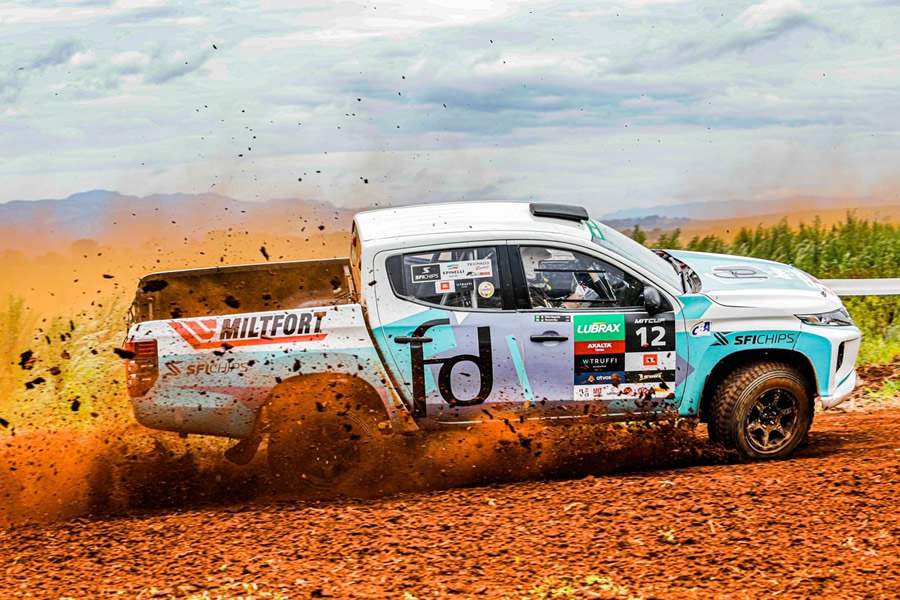 Giovanni Dias assume a vice-lideran&ccedil;a na Triton Sport R (Sanderson Pereira)