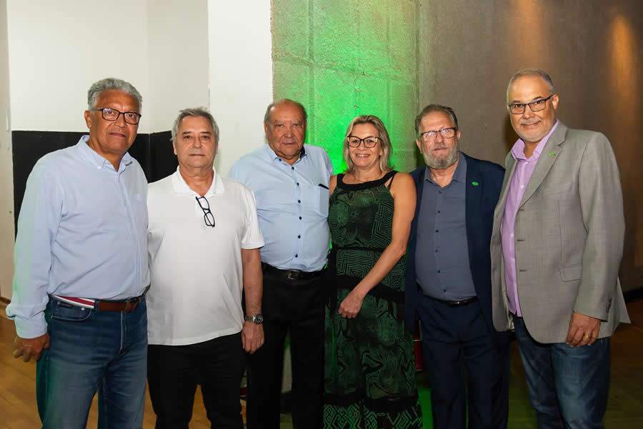 Diretoria do CCS-SP Gest&atilde;o 2024/2026: Jorge Teixeira Barbosa, Edmar Fornazzari e Lacir Marcondes Melo (membros do Conselho Fiscal), Ivone Arello Barbosa (tesoureira), &Aacute;lvaro Fonseca (mentor) e Gilberto Janu&aacute;rio (secret&aacute;rio) - Fotos (cr&eacute;dito: Antranik Photos)
