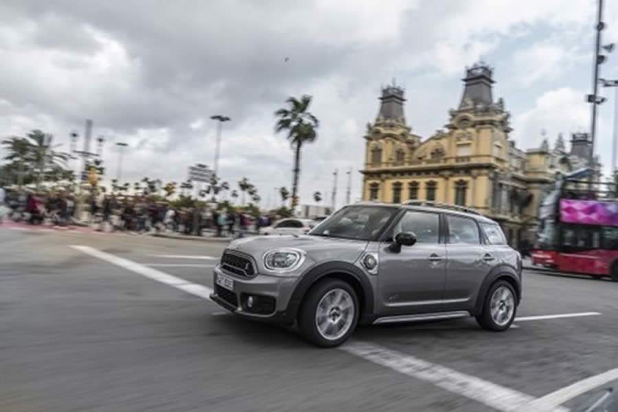 MINI Brasil inaugura loja oficial no Instagram