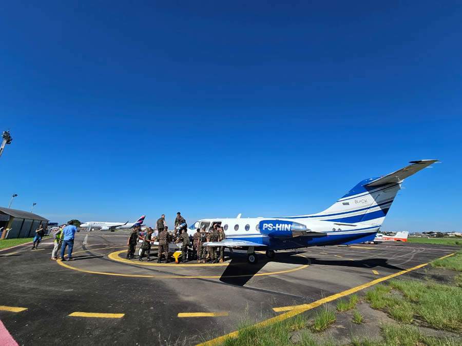 Avi&atilde;o da Black sai de S&atilde;o Paulo com mais de 1 tonelada de donativos para v&iacute;timas de RS - divulga&ccedil;&atilde;o