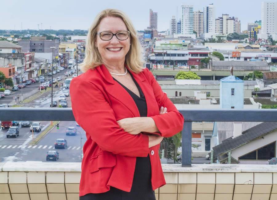 Livro com dicas para encontrar felicidade na carreira profissional