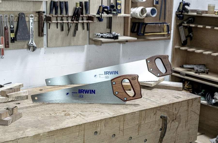    SERROTE PROFISSIONAL COM CABO DE MADEIRA