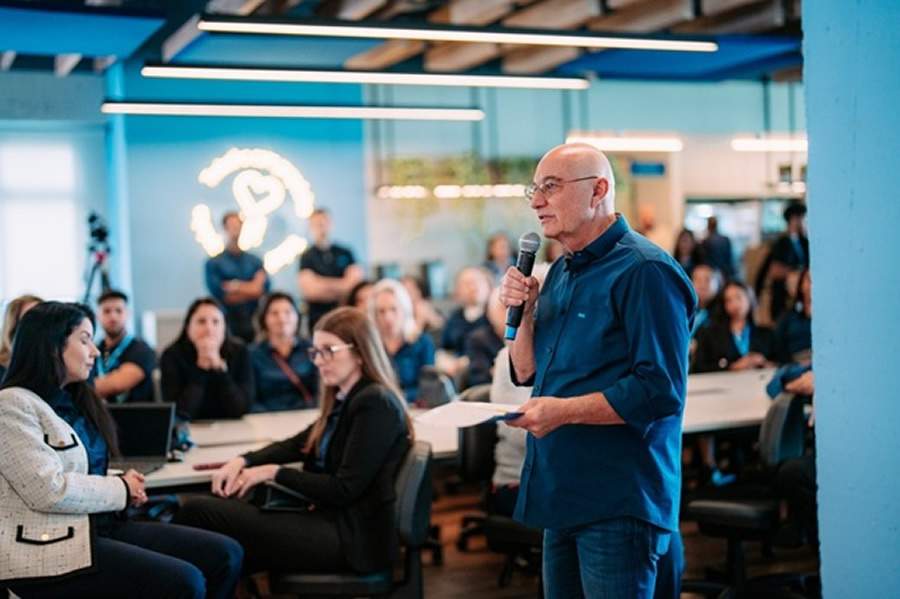 O CEO e Chairman do Grupo MAG, Helder Molina, na Matriz de S&atilde;o Paulo