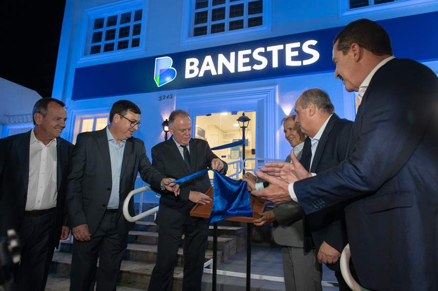 Cerim&ocirc;nia de abertura contou com a presen&ccedil;a do governador do Esp&iacute;rito Santo, prefeito de Rio Preto (SP) e autoridades locais