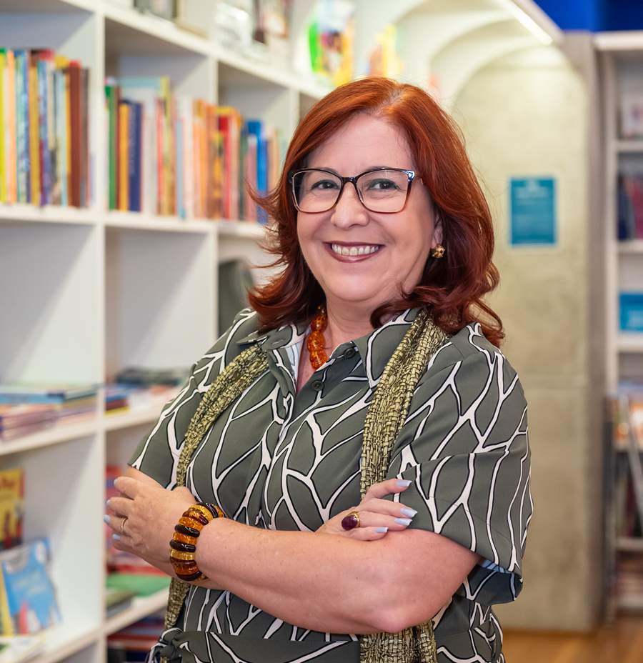 Angela Vega - Divulga&ccedil;&atilde;o - Literare Books International