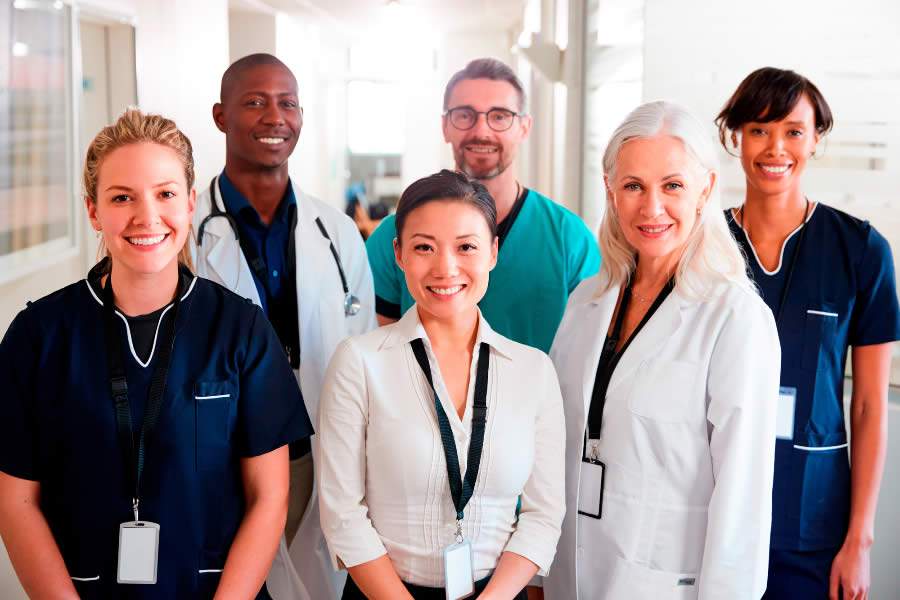 Planos de sa&uacute;de registram aumento de 0,4% de benefici&aacute;rios em agosto, aponta IESS