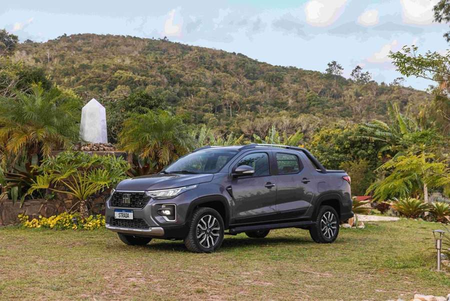 Fiat mantém liderança do mercado e a Strada bate recorde de vendas em outubro