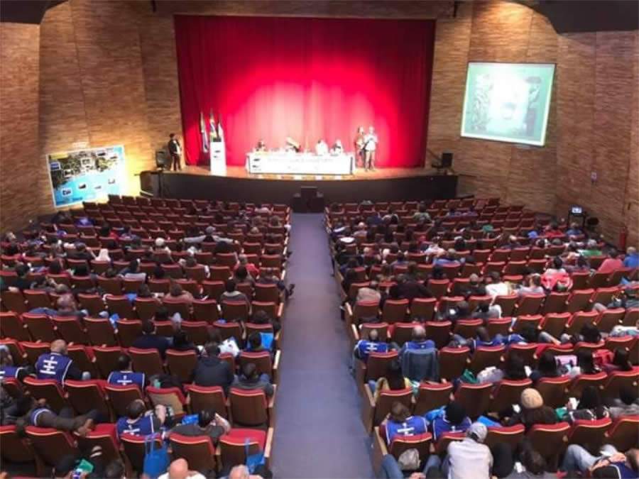 GTA Capacitou 350 Guias de Turismo