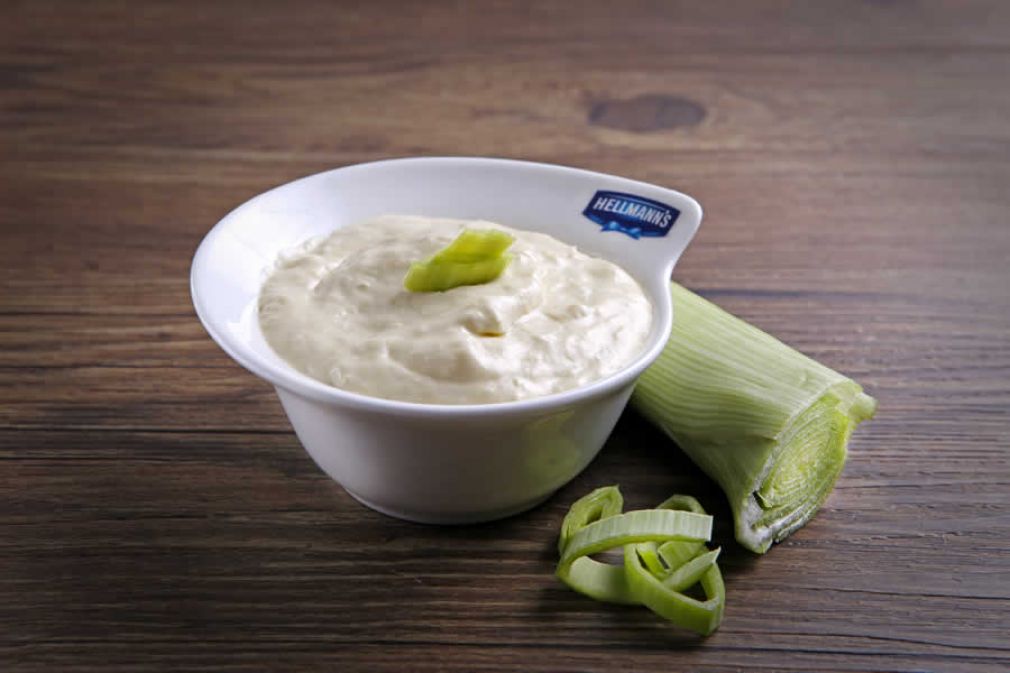 Aprenda a receita de Maionese De Alho Por&oacute; da Festa Junina do Clube Pinheiros