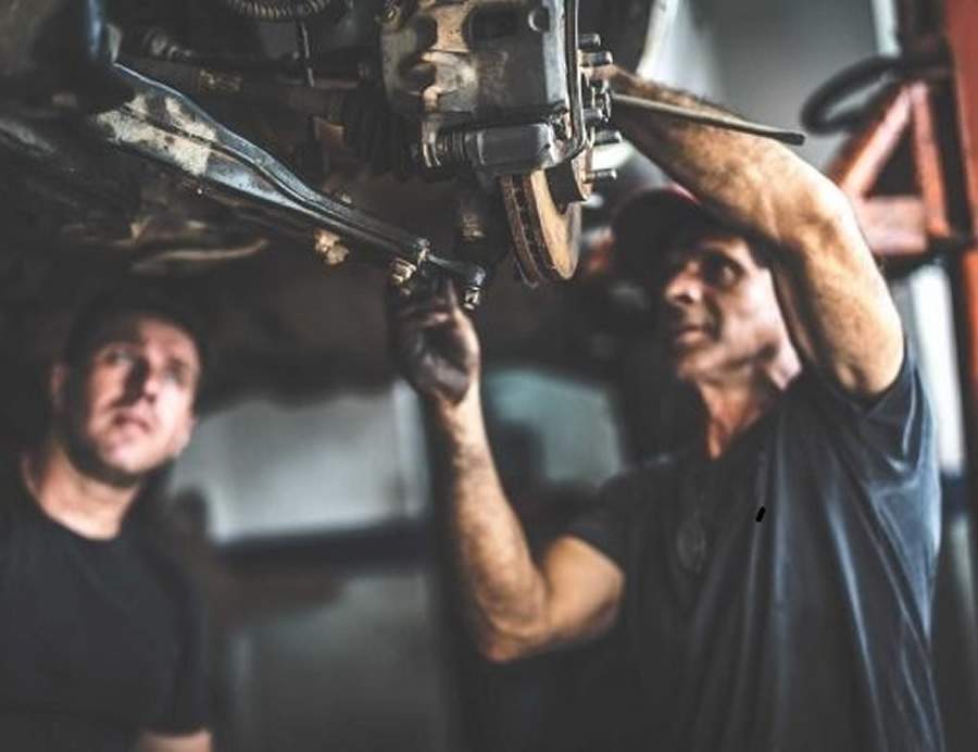 Efeitos do desgaste do pivô podem comprometer o funcionamento de outras partes do veículo