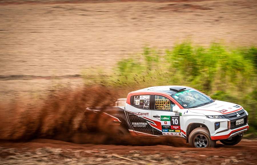 L&iacute;deres na Triton Sport R Pro, dupla encara a 5a etapa neste s&aacute;bado - (Vin&iacute;cius Ferraz)