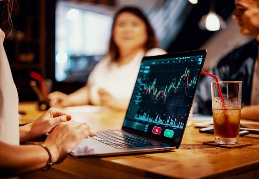 Encontro busca despertar o poder feminino para o gerenciamento de finan&ccedil;as