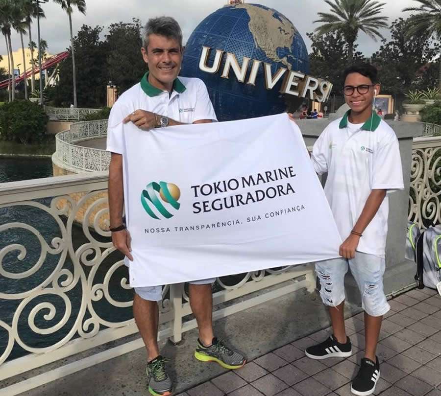 Fernando Alves Barbosa e instrutor do Instituto Futuro Bom, nos EUA