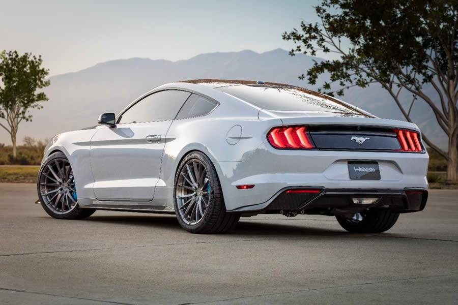 Ford Apresenta o Mustang Lithium, “Muscle Car” Elétrico do Futuro com 900 CV
