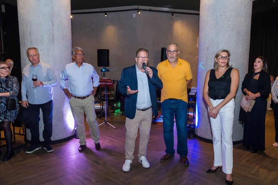 Mentor &Aacute;lvaro Fonseca (ao microfone) e diretoria do CCS-SP -&nbsp;Fotos (Antranik Photos)