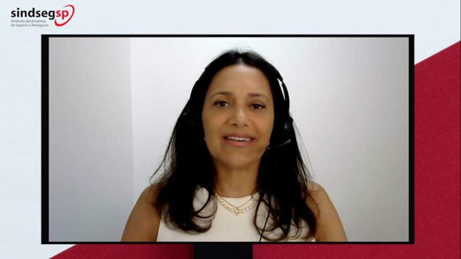 Andrea Ribeiro, diretora de opera&ccedil;&otilde;es da Tokio Marine Seguradora