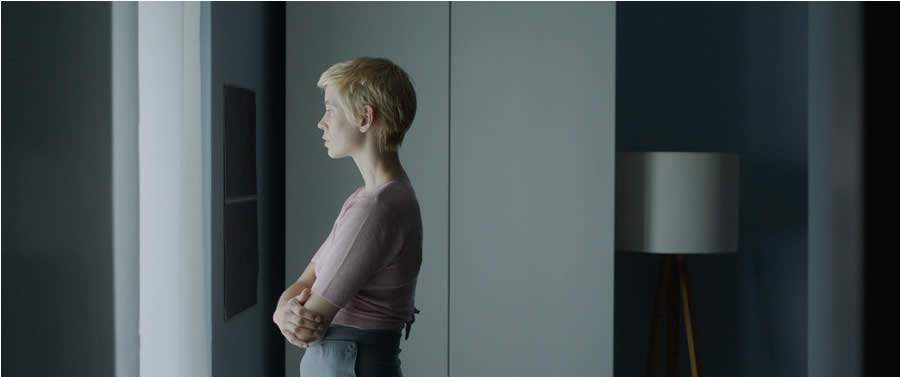 Uma Mulher Inesquec&iacute;vel&rsquo; estreia no Cinema Virtual dia 8 de abril