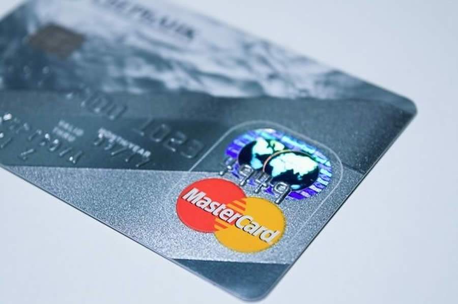 ESET alerta: phishing ativo que imita identidade da Mastercard
