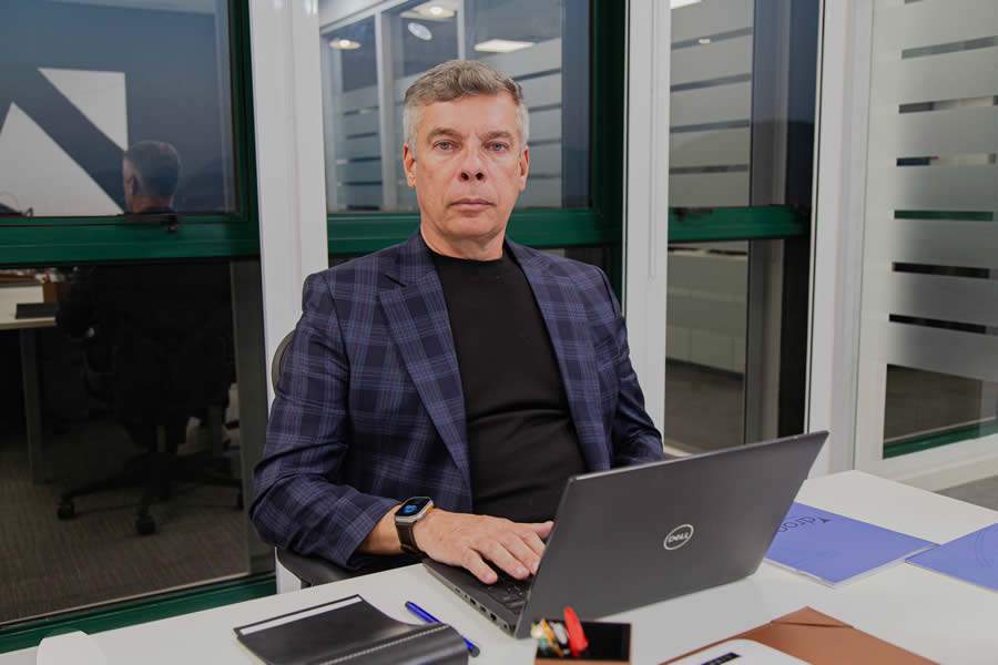 Eduardo Gouvêa, fundador e presidente do Conselho Deliberativo da Droom Investimentos. Crédito da imagem DIVULGAÇÃO