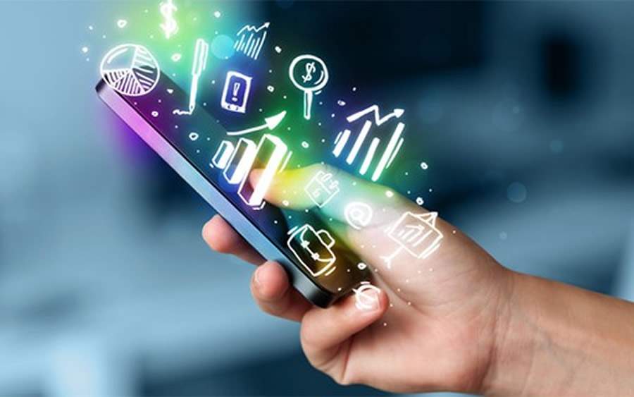 Cerca de 24 bilh&otilde;es de acessos em lojas de e-commerces no Brasil s&atilde;o feitos por smartphone, afirma especialista