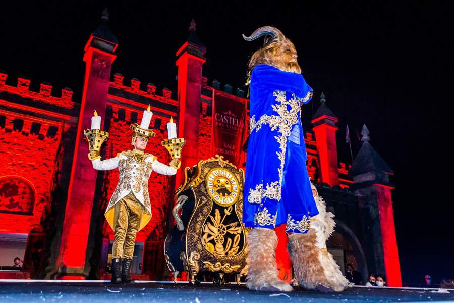 Dia das Crian&ccedil;as: Espet&aacute;culo Mundo M&aacute;gico da Disney &eacute; atra&ccedil;&atilde;o no Castelo dos Vinhais