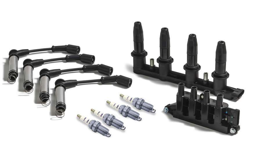 Tr&iacute;ade de igni&ccedil;&atilde;o &eacute; composta por velas, cabos e boninas - Delphi Technologies