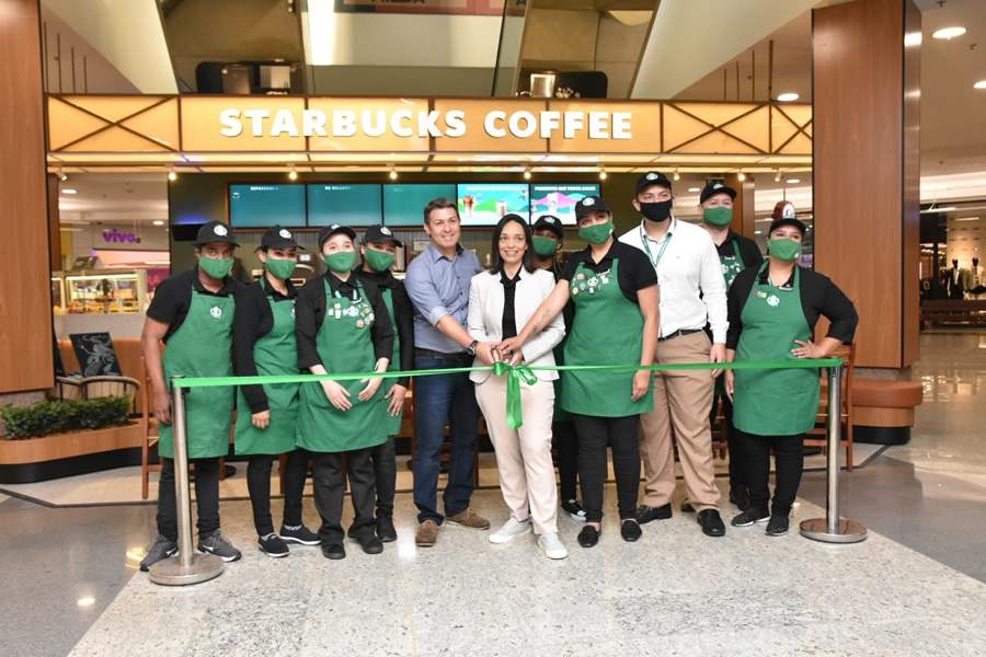 Starbucks inaugura loja em Contagem