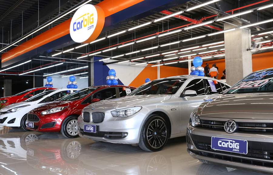 Diante falta de carros novos, seminovos foi a op&ccedil;&atilde;o em 2021 e vendas batem recorde hist&oacute;rico