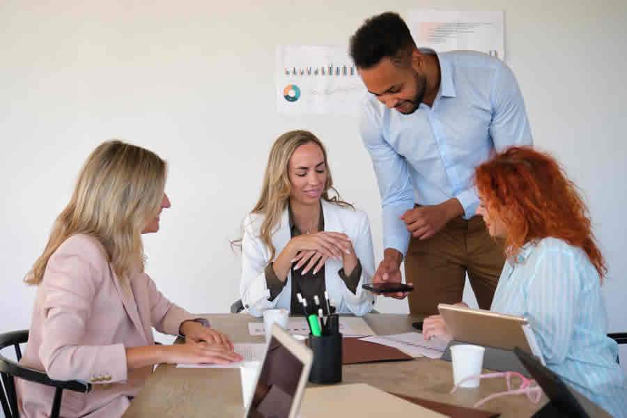 Empresas que não se adaptarem com as mudanças no cenário das vendas B2B correm risco de perder espaço no mercado