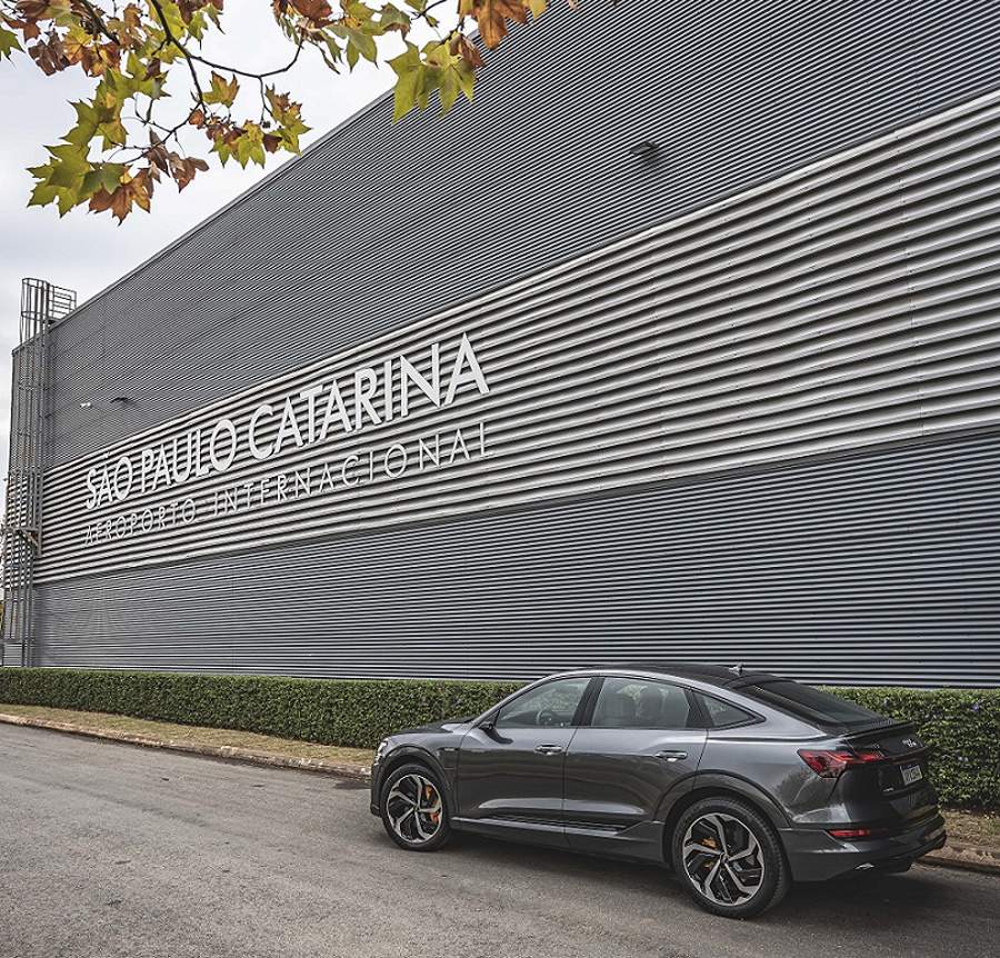 Audi do Brasil apresenta lan&ccedil;amentos e oferece testes em pista na 2&ordf; edi&ccedil;&atilde;o do Catarina Aviation Show