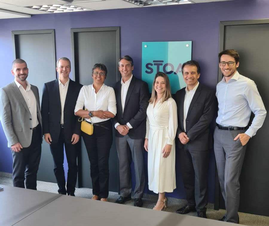 Da esquerda para a direita, Luiz Sampaio,Luciano Snel, Lorena Caires, S&eacute;rgio Prates, Fabiana Ribeiro,Luciano Soares e Eduardo Marcellini