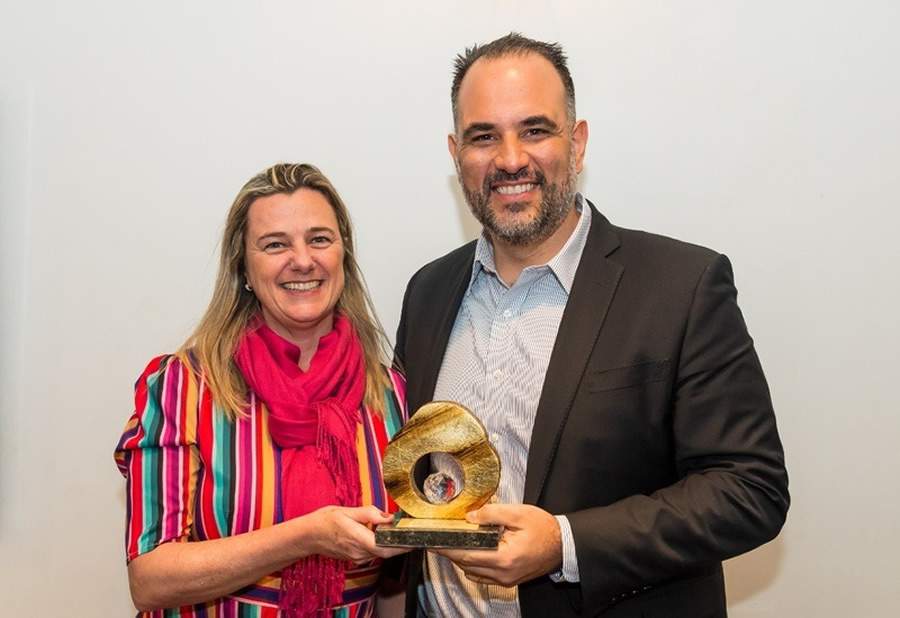 Rafaela Barreda, do Lloyd's Brazil e Fred Knapp, Head Reinsurance Brazil &amp; Southern Cone da Swiss Re.