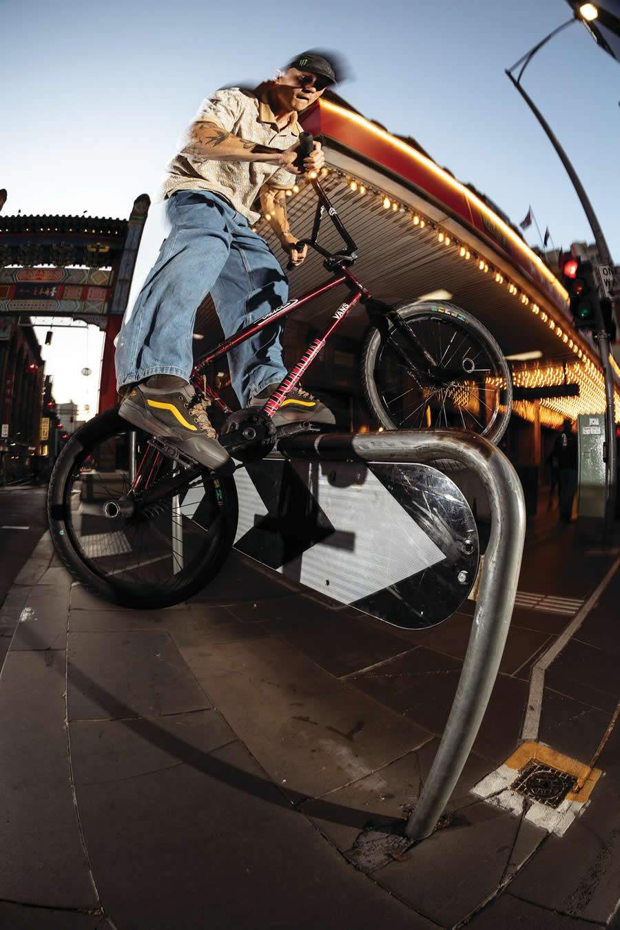 Vans Apresenta BMX Peak por Lewis Mills: O t&ecirc;nis de BMX mais Avan&ccedil;ado Tecnologicamente