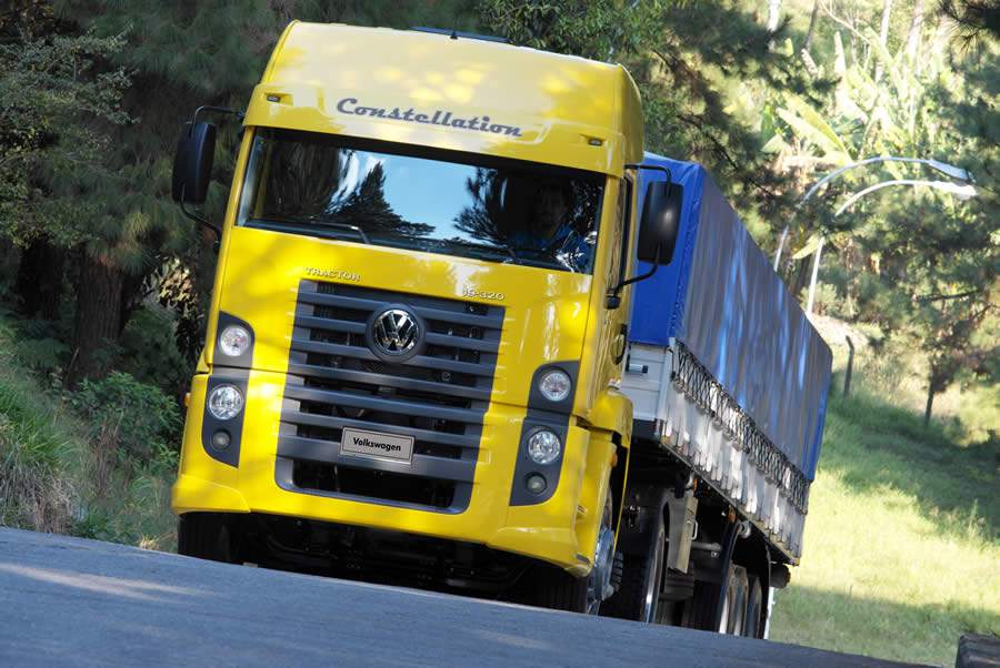 Volkswagen Constellation completa 15 anos como fam&iacute;lia de caminh&otilde;es mais vendida no pa&iacute;s