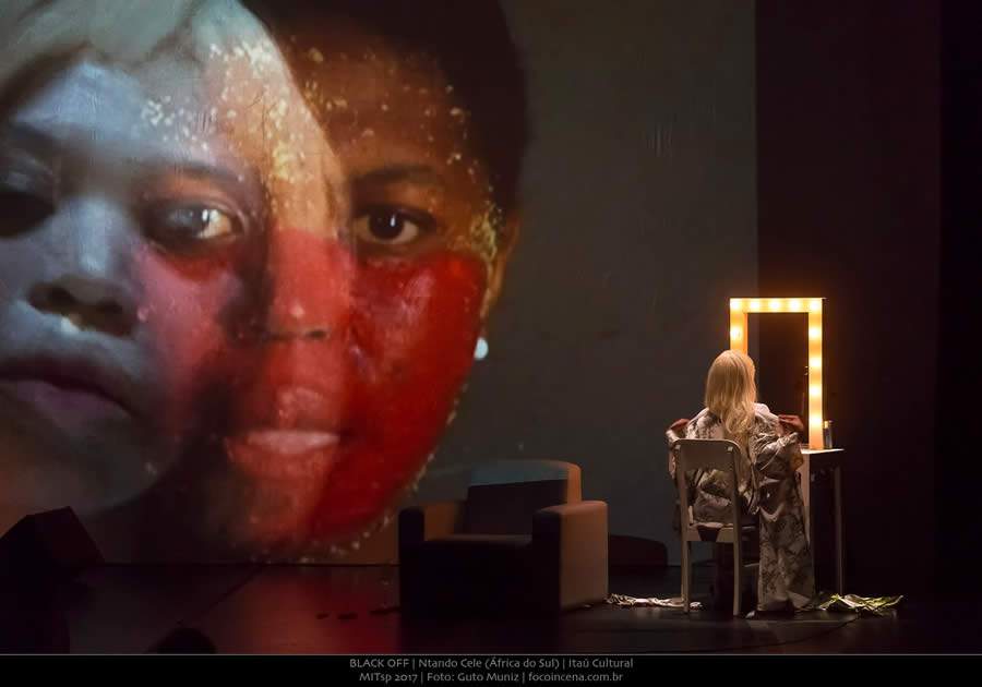 Espetáculo Black Off - Ntando Celé (África do Sul) - MITsp 2017 | Foto: Guto Muniz