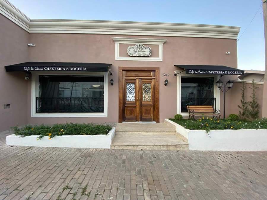  Caf&eacute; Du Centre 